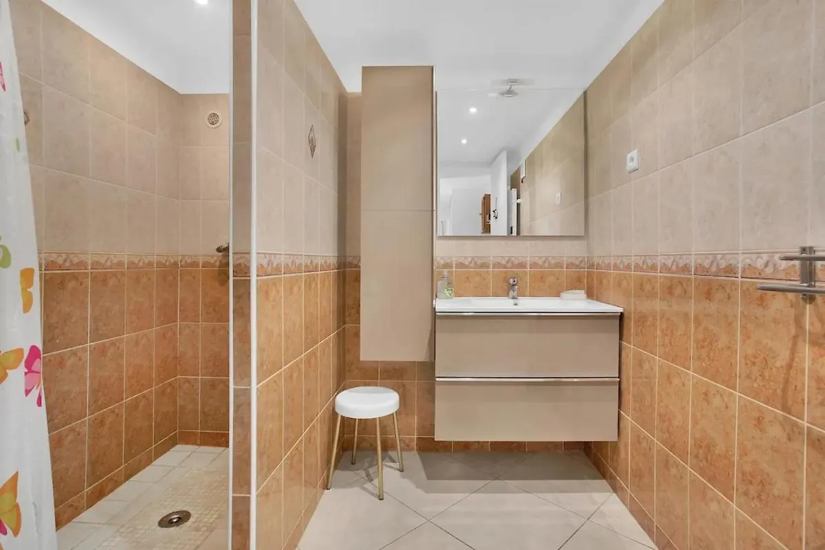 Apartment Jolie 60M2 - Proche Des Plages - 5 Min Centre Saint-Raphael