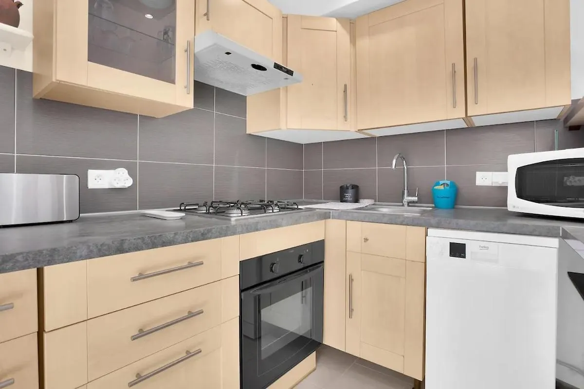 Apartment Jolie 60M2 - Proche Des Plages - 5 Min Centre Saint-Raphael