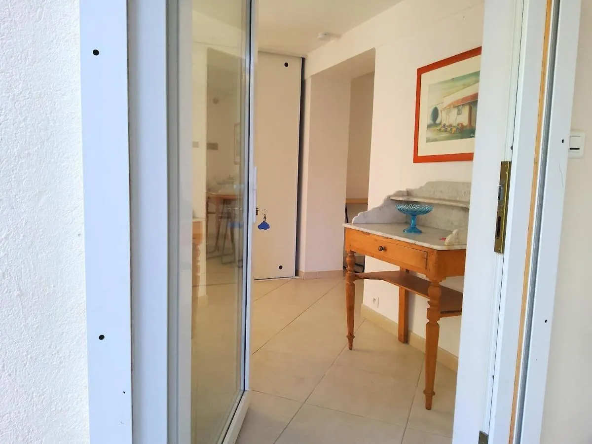 Jolie 60M2 - Proche Des Plages - 5 Min Centre Saint-Raphael  0*, Saint-Raphael (Var)