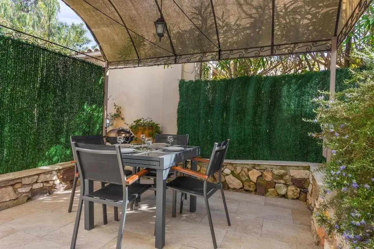 Jolie 60M2 - Proche Des Plages - 5 Min Centre Saint-Raphael  Saint-Raphael (Var)